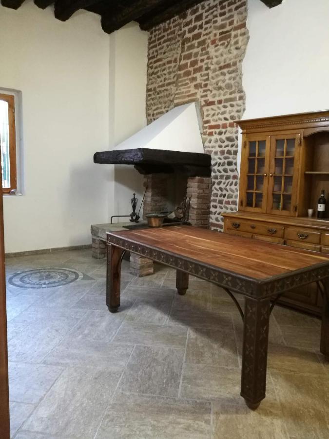 B&B Castello Di Cavaione Truccazzano Eksteriør bilde