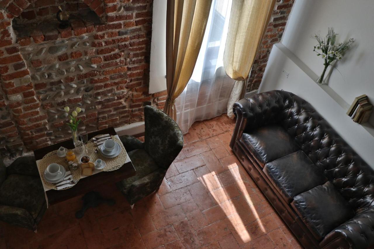 B&B Castello Di Cavaione Truccazzano Eksteriør bilde